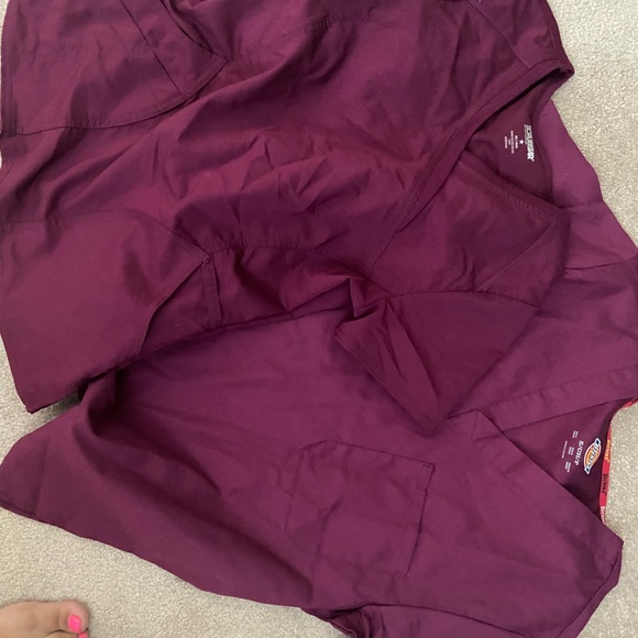 Xs-S misc Scrubs - Picture 2 of 2